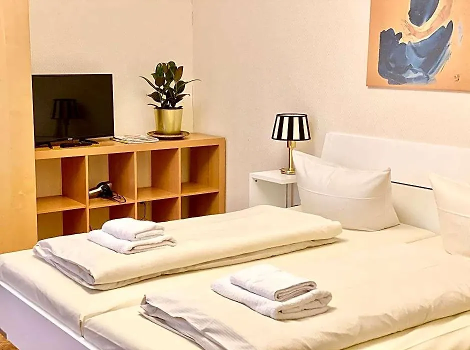 Hotel Arena Rooms - Berlin Mitte-1